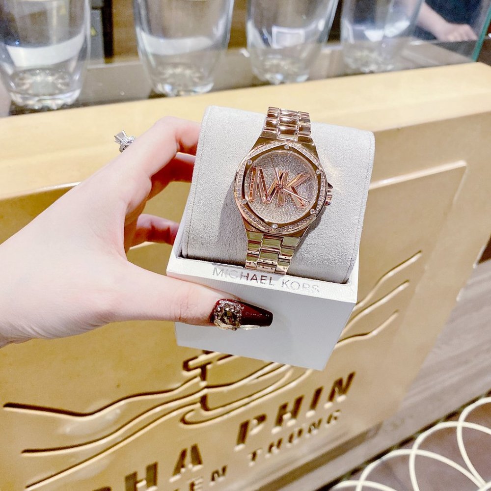 New Michael Kors Lennox Quartz Crystal Ladies Watch MK7230